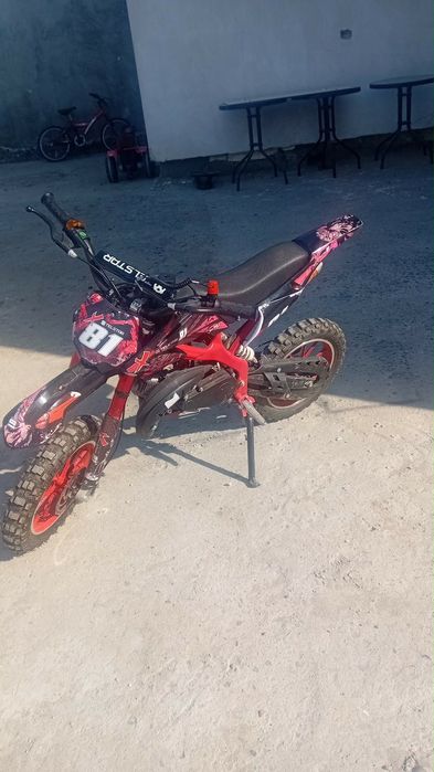 Тротинетка и мотор