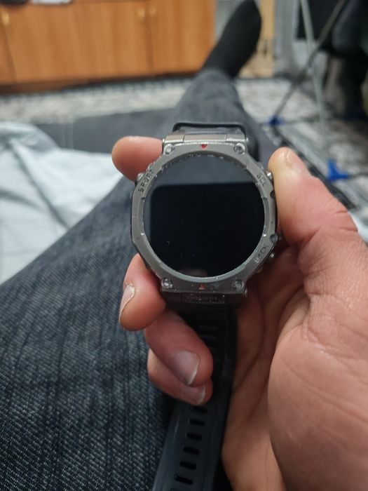 Продам часы nolimit