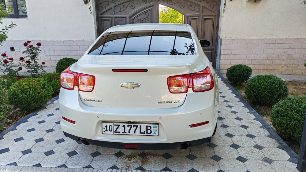 Chevrolet Malibu 1