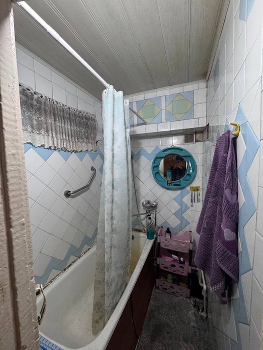 Срочно продаётся 2 комнатная квартира Шота Руставели