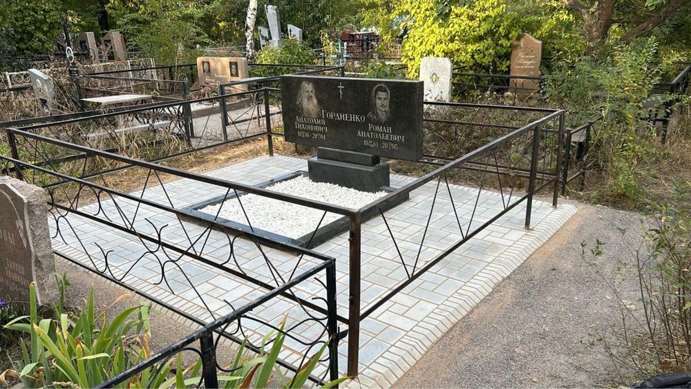 Установка памятников. Гранит . Мрамор.