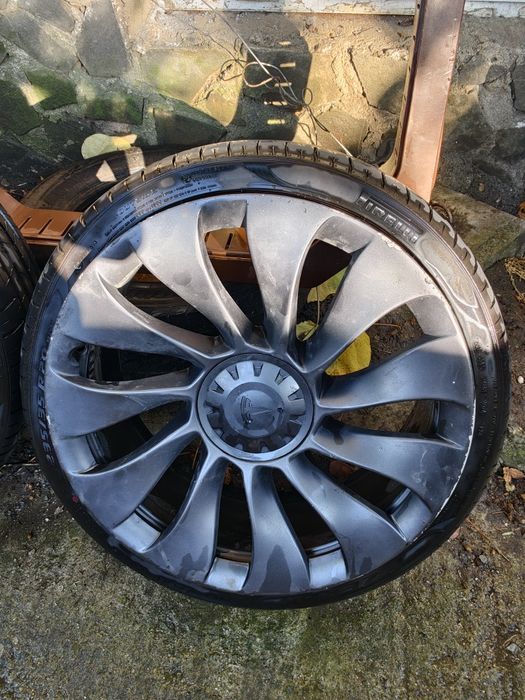 Roti tesla uberturbine 20" după model 3 performance