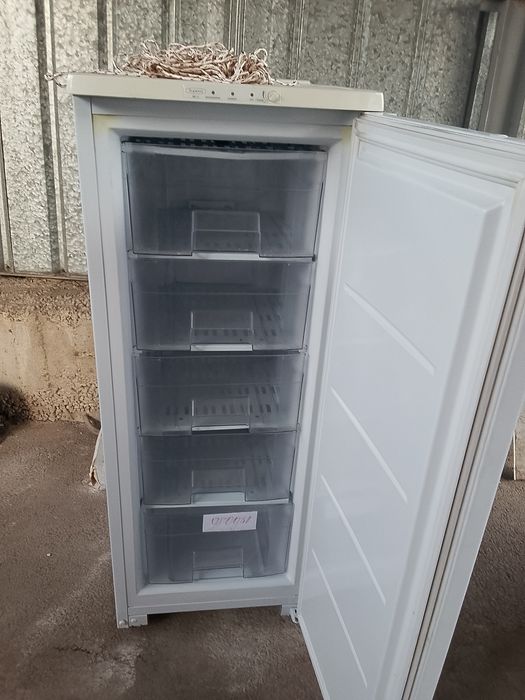 Холодильник рабочий