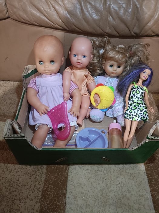 Lot fetițe bebeluși,papusi