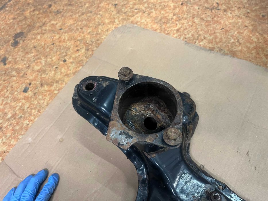 Преден мост за VW Golf 3