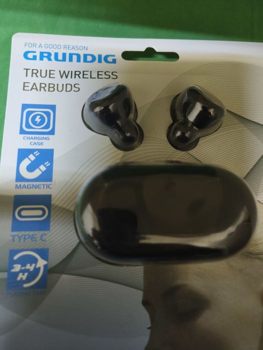 Căști bluetoth nou