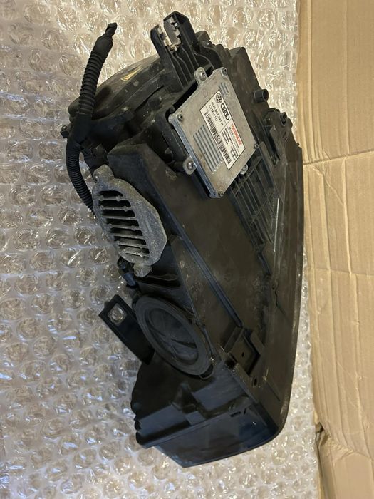 Audi Q3 8U Facelift фар/фарове