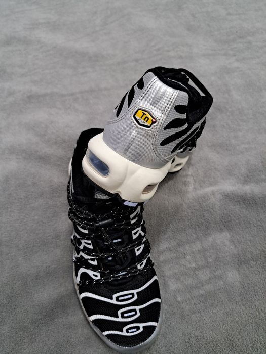 Маратонки NIKE AIR Tn номер 37