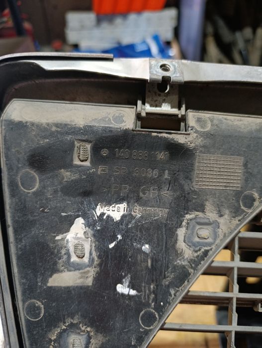 Решётка радиатора на Мерседес W140