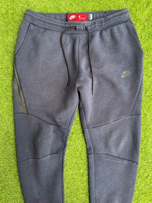 Мъжко долнище : Nike Fleece Tech L