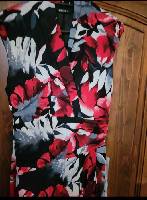 Rochie  nouă .Roman.UK