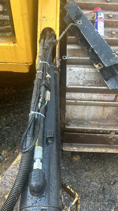 Reparatii șI alezare mobile,cilindri hidraulici.