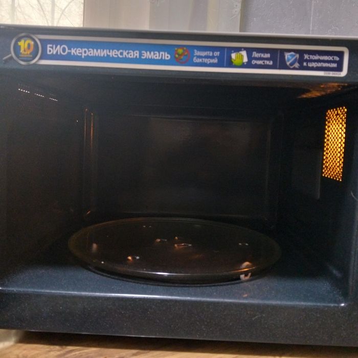 Продам микроволновку Samsung