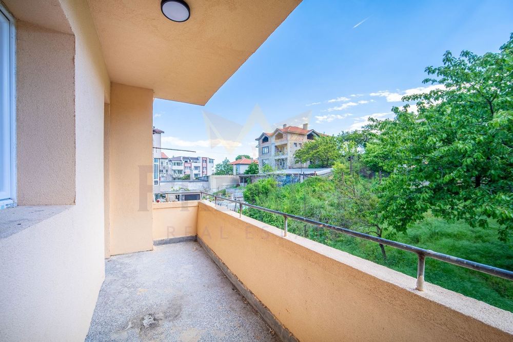 Къща в гр. Варна, кв. Виница, ул. Кастрица