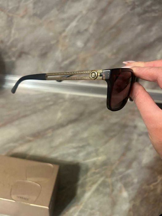 Очила на Версаче за слънце ,плюс диоптрични