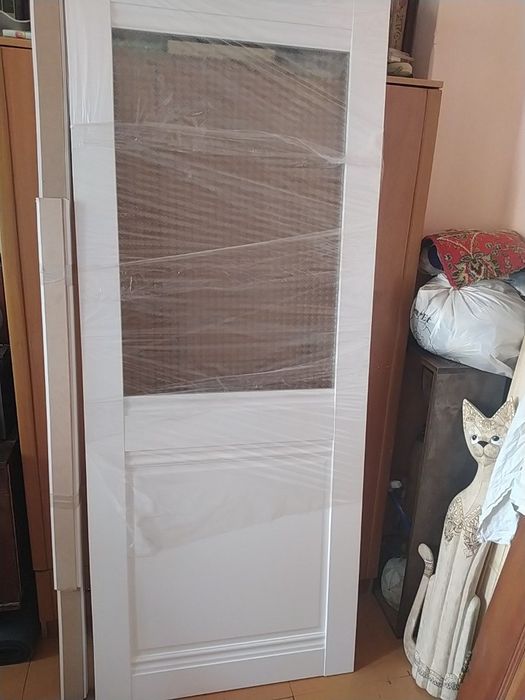 Продам новую дверь