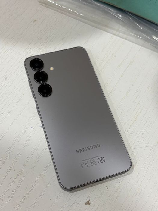 Samsung S25 256gb