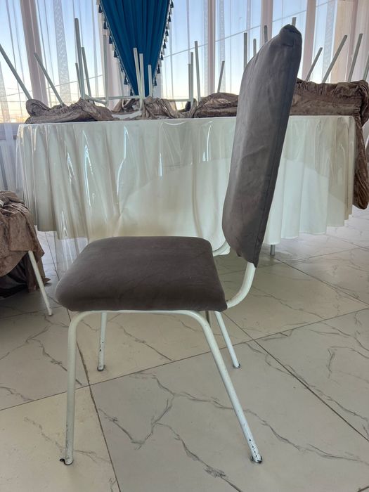 Стулья для кафе в идеале