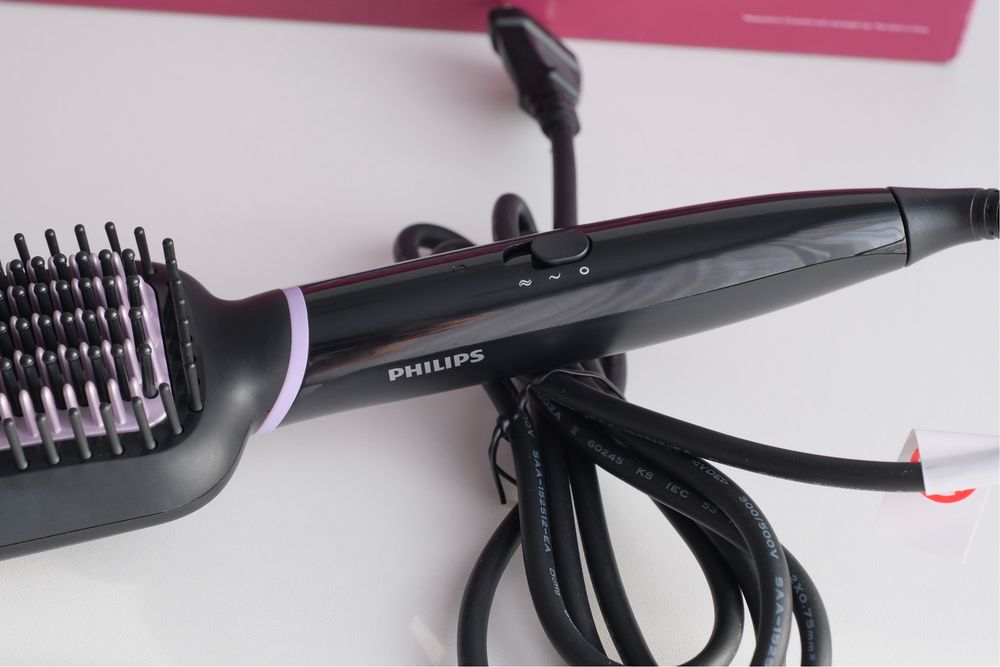 Продам плойку расческу philips bhh880