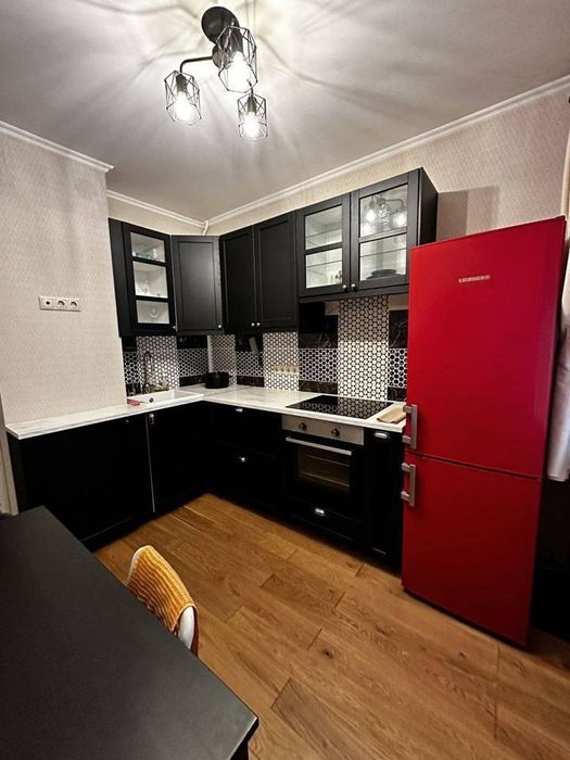 Сдам 2 комн квартиру Абая д.3