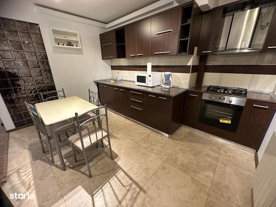 3 camere 2 bai Parcare 120 mp et. 1 AN 2007 Ghencea Drumul Taberii