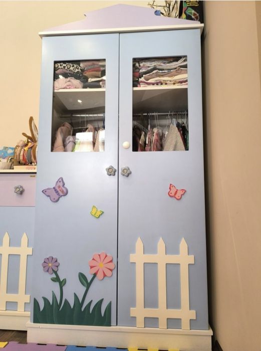 Обзавеждане за детска стая гардероб,скрин и легло ikea  Busunge