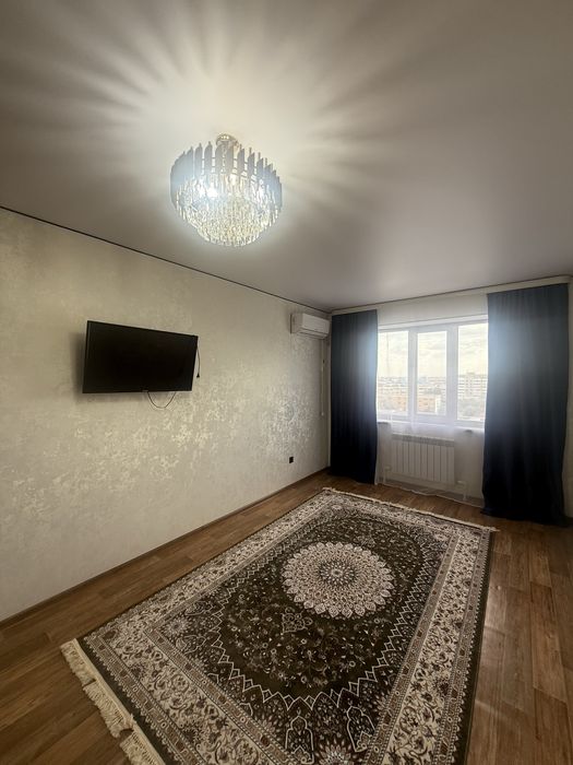 Продантся 1 к кв в новом ломе