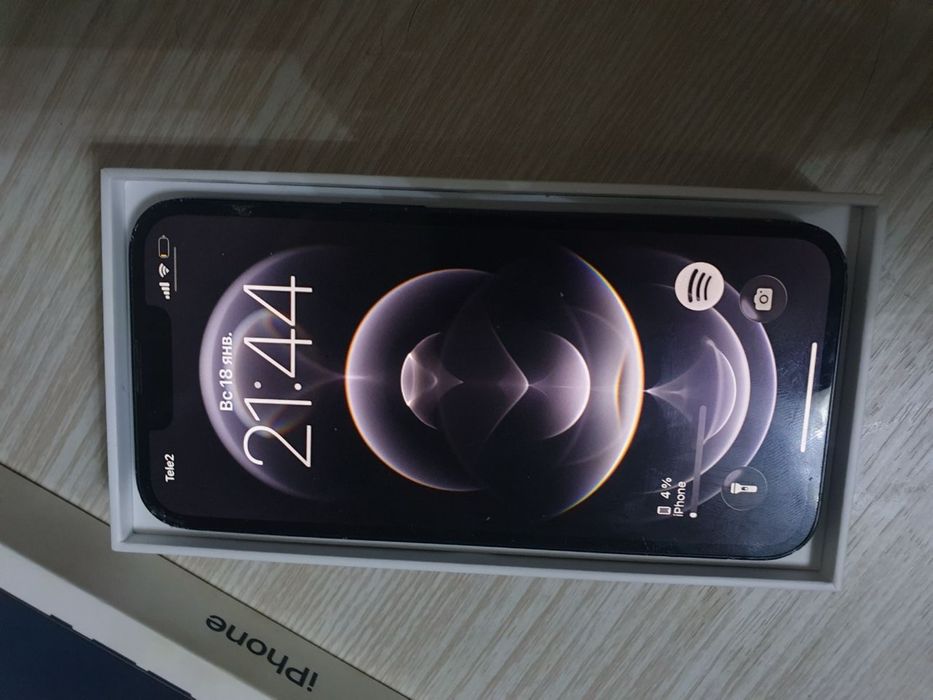 iPhone 13 128GB черный