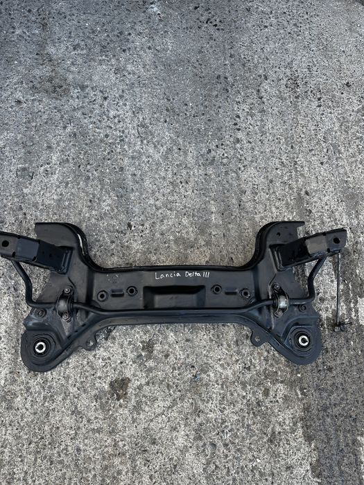 Преден мост Lancia Delta 3 нови тампони.