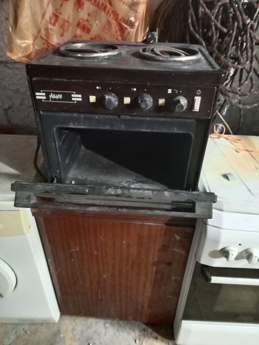 Продаю электрическая плита