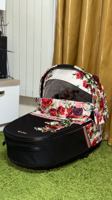 Кош за новородено Cybex Priam / e-Priam 4 Spring Blossom