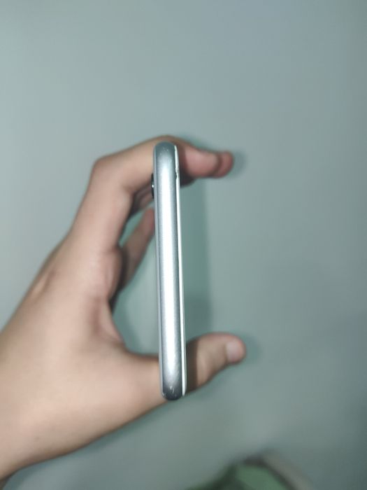 Iphone 6 S plus aybi Batareya yoq va ovoz kataradigan ishlamaydi