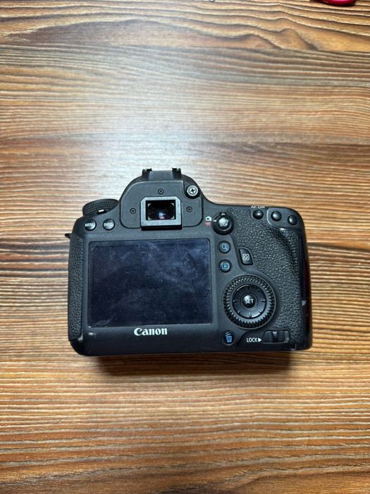 Тушка 6D, фотоаппарат