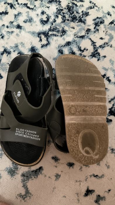 Продается обувь на мальчика