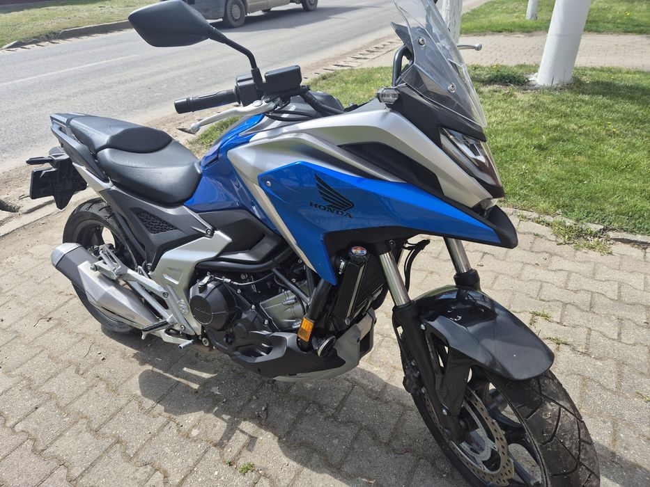 Honda NC 750X  manual