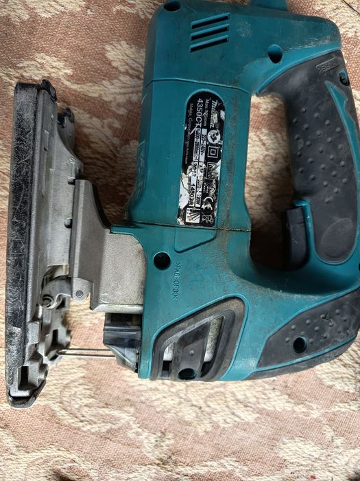 Pendular vertical Makita