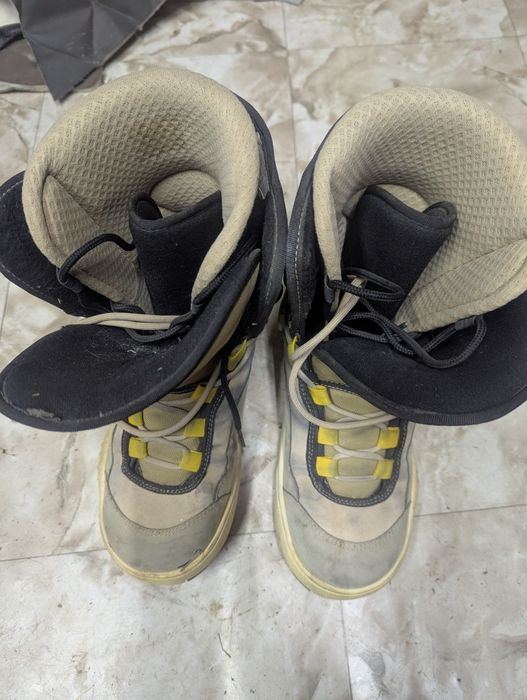 Boots snowboard 42-43