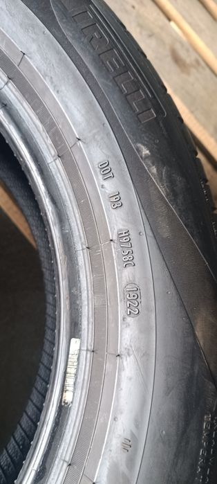 Vând anvelope vara 235/55/R18