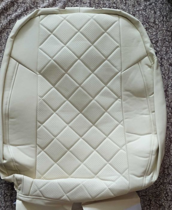 Продаю б/у чехлы