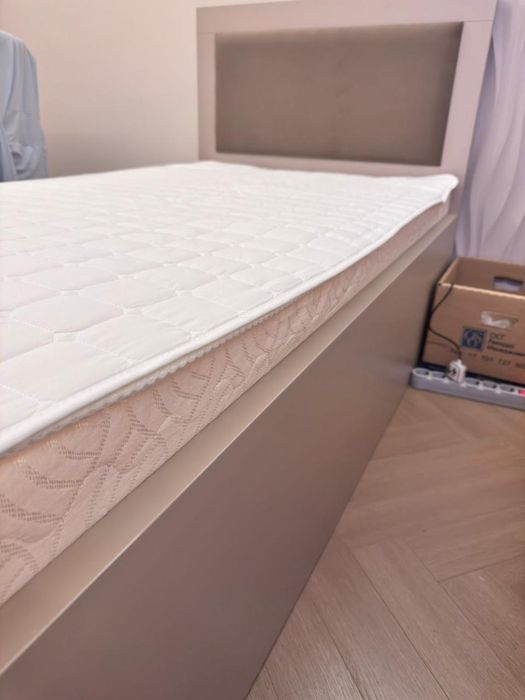 Кровать односпальная