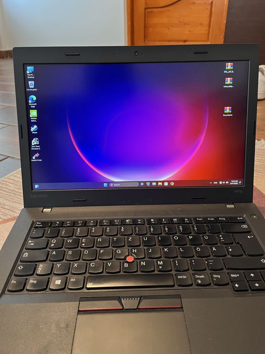 Vând laptop Lenovo + set complet de accesorii
