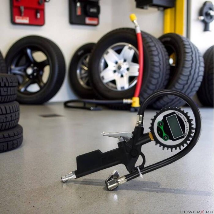 Pistol digital pentru umflat roti, manometru, reglare precisa a