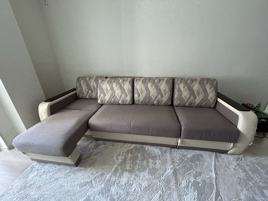 Диван для реставрации