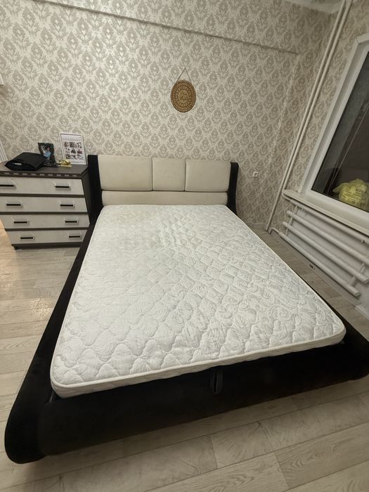 Продам кровать.