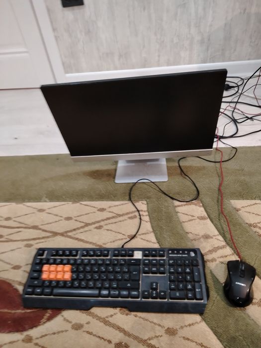 Продаеться компьютер