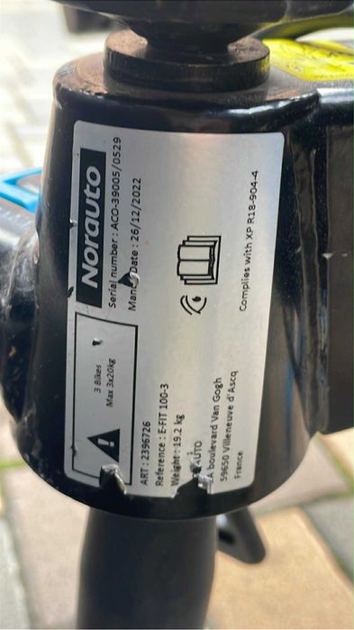 Vand suport 3 biciclete Norauto