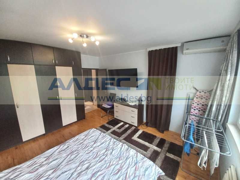 Продава се Тристаен апартамент в София, Витоша - 120 кв.м за 2917 €/кв.м - Снимка #11