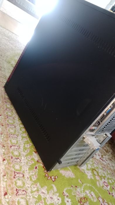 Системный блок ( на запчасть пойдет)