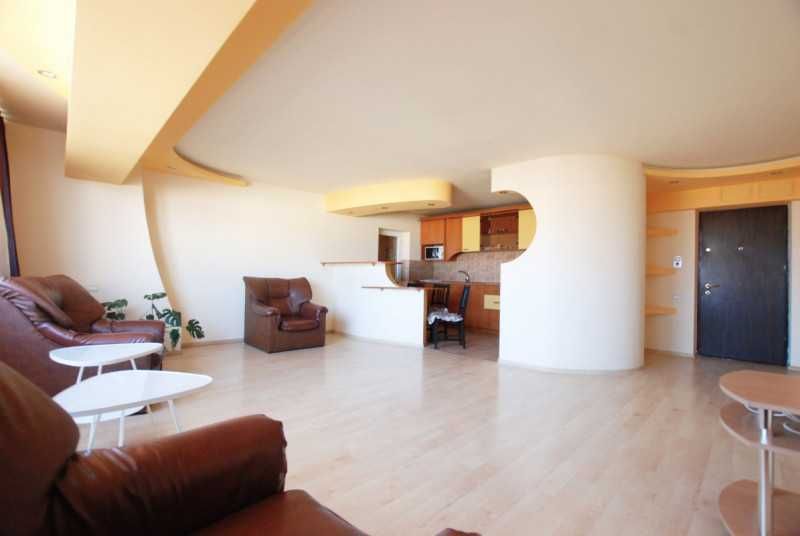Apartament 3 camere 100 mp Dacia Constanța