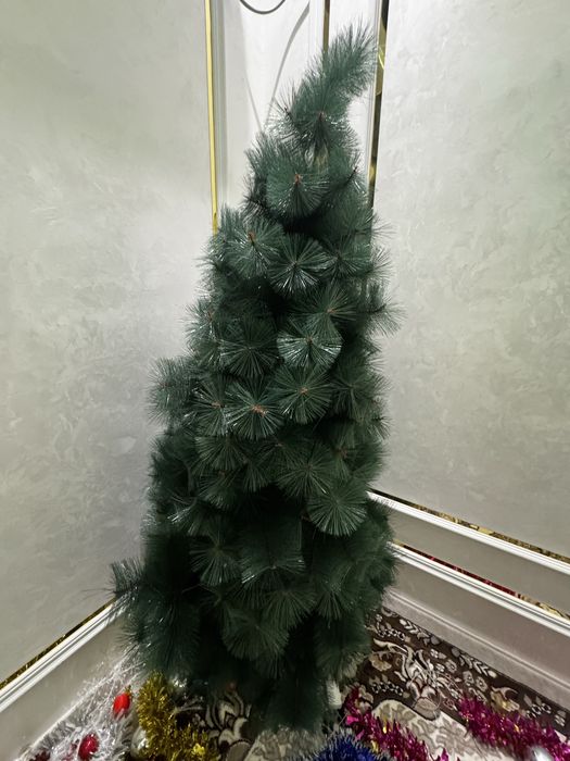 елка новая отличная